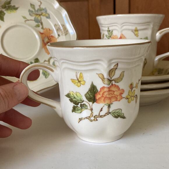 Vintage Mikasa “Olde Tapestry” Cups & Saucers, Service for 4 - Picture 4 of 14